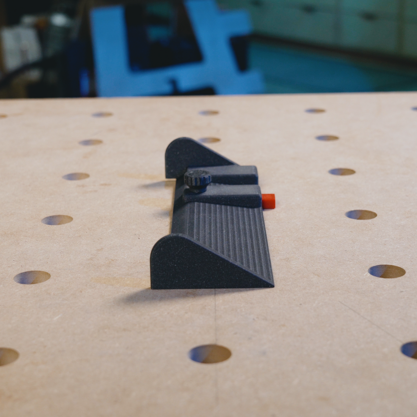 Hose Deflector Compatible with Milwaukee Track Saw Guide Rail