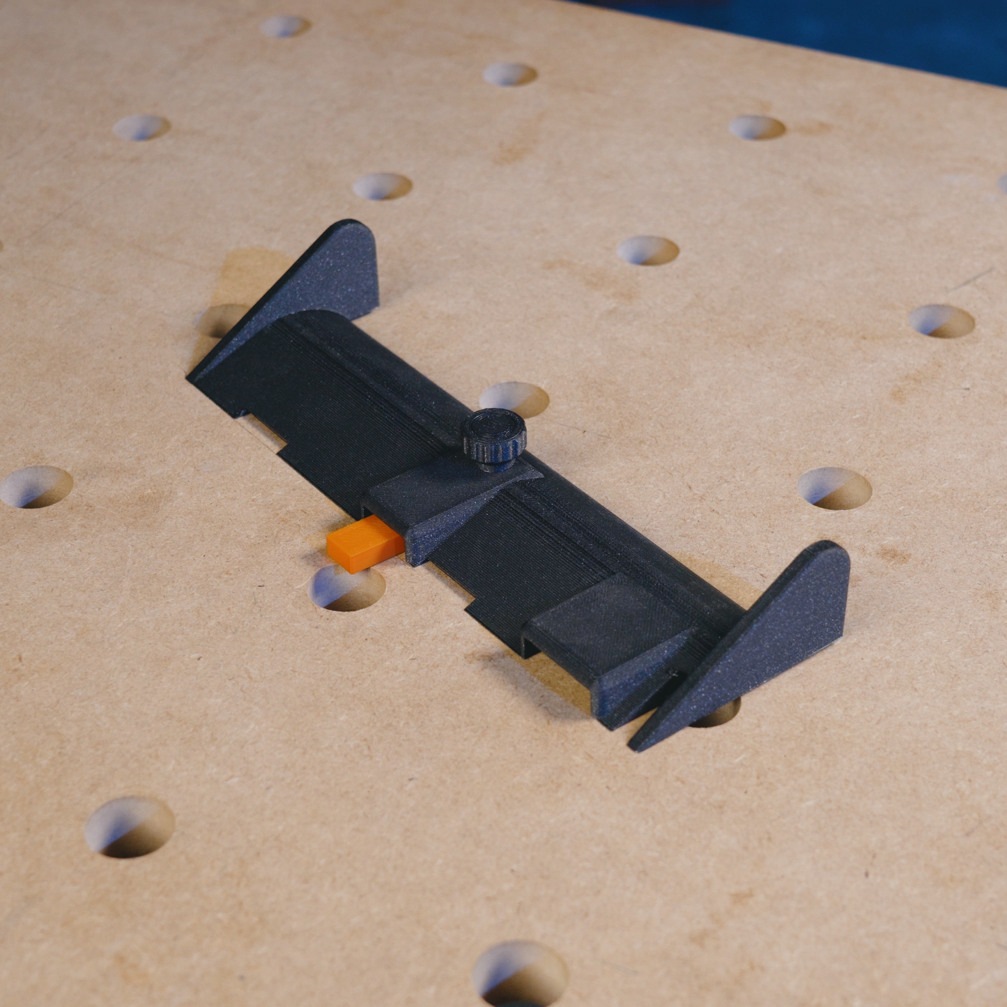 Hose Deflector Compatible with Wen Track Saw Guide Rail
