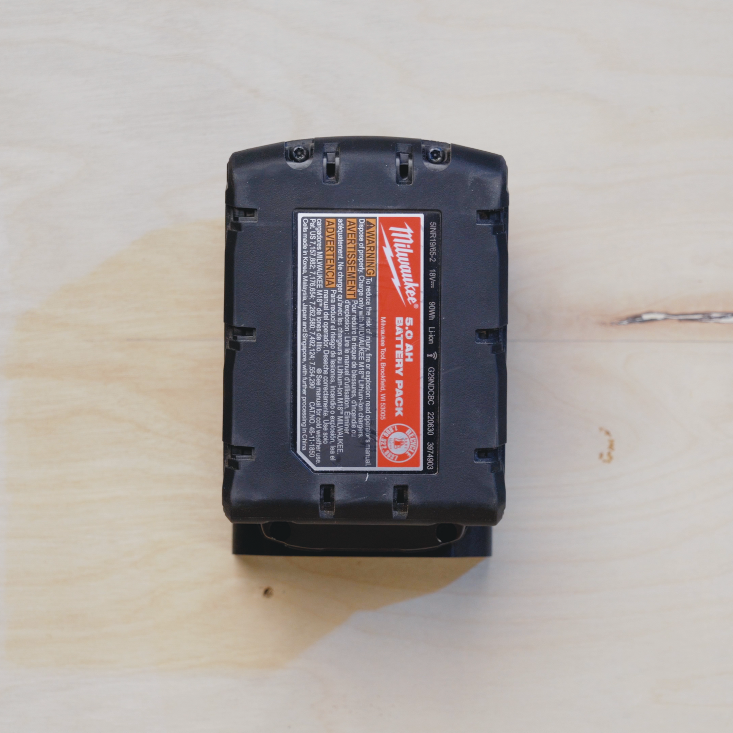 Battery Holder Compatible with Milwaukee 18v Battery