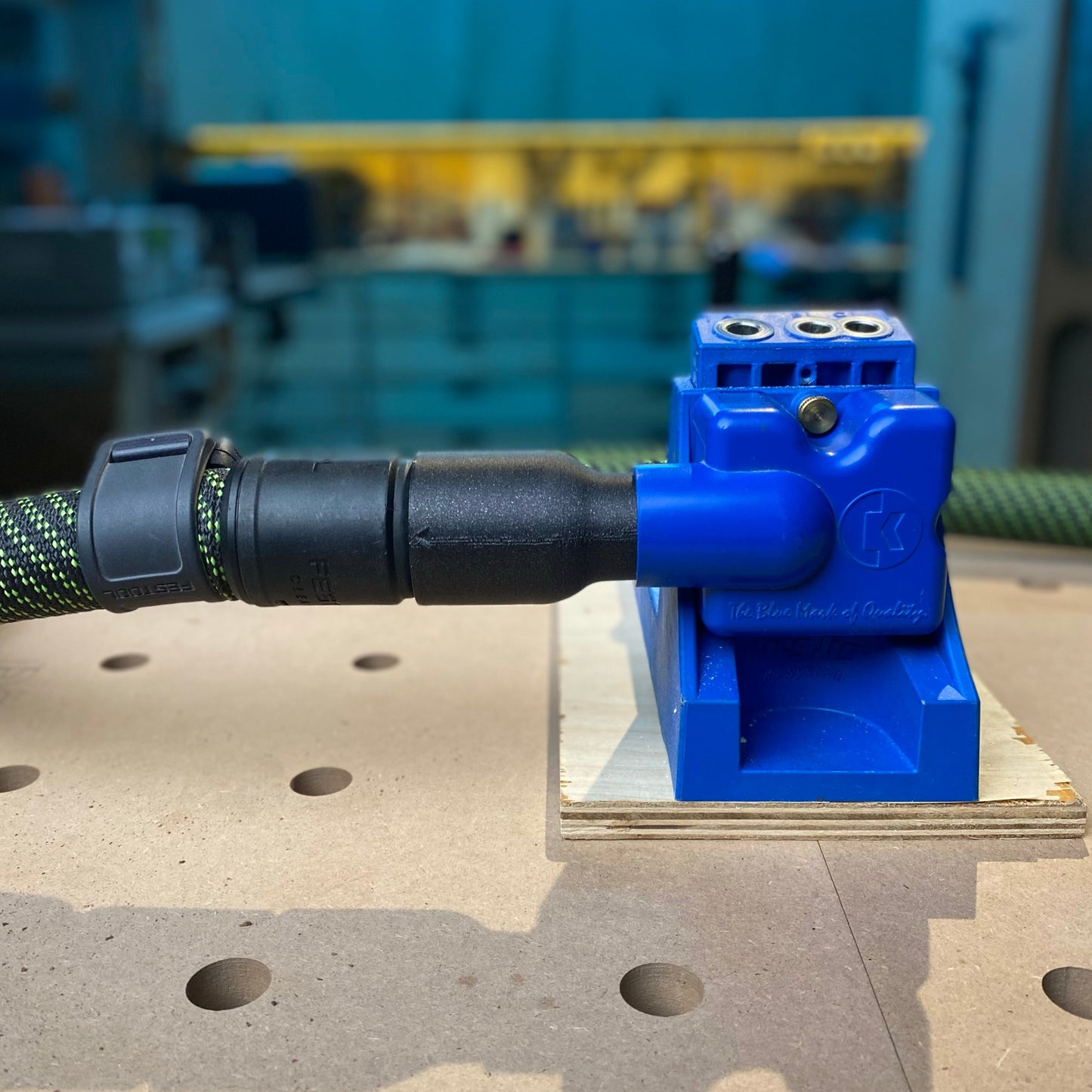 Hose Adaptor Compatible with Kreg/Festool 27mm Hose Connection